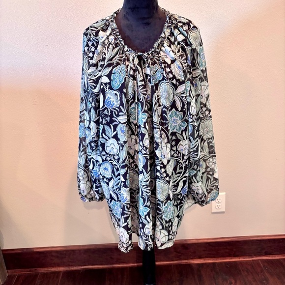 Bundle of Lane Bryant Tops/Kimono,size 28,4 pieces,Summer Everyday Work Errands - Picture 8 of 16